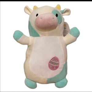 Belana Hugmee Squishmallow